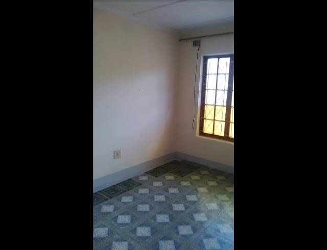 2.5 BEDROOM HOUSE RENTED IN WESTCLIFF